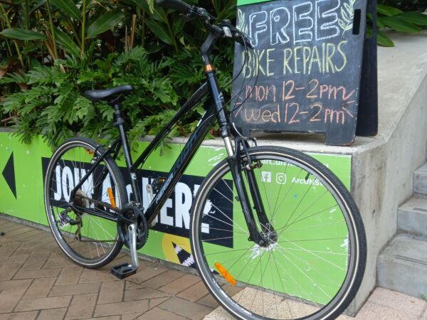 Merida crossway deals 10 price