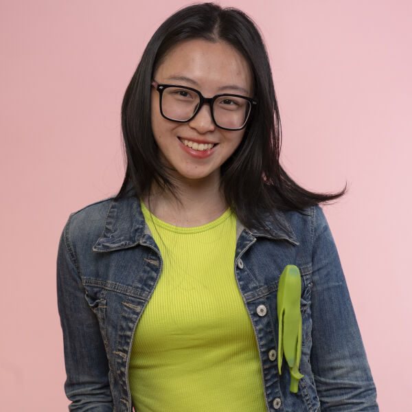 Yifan (Vicky) Yu